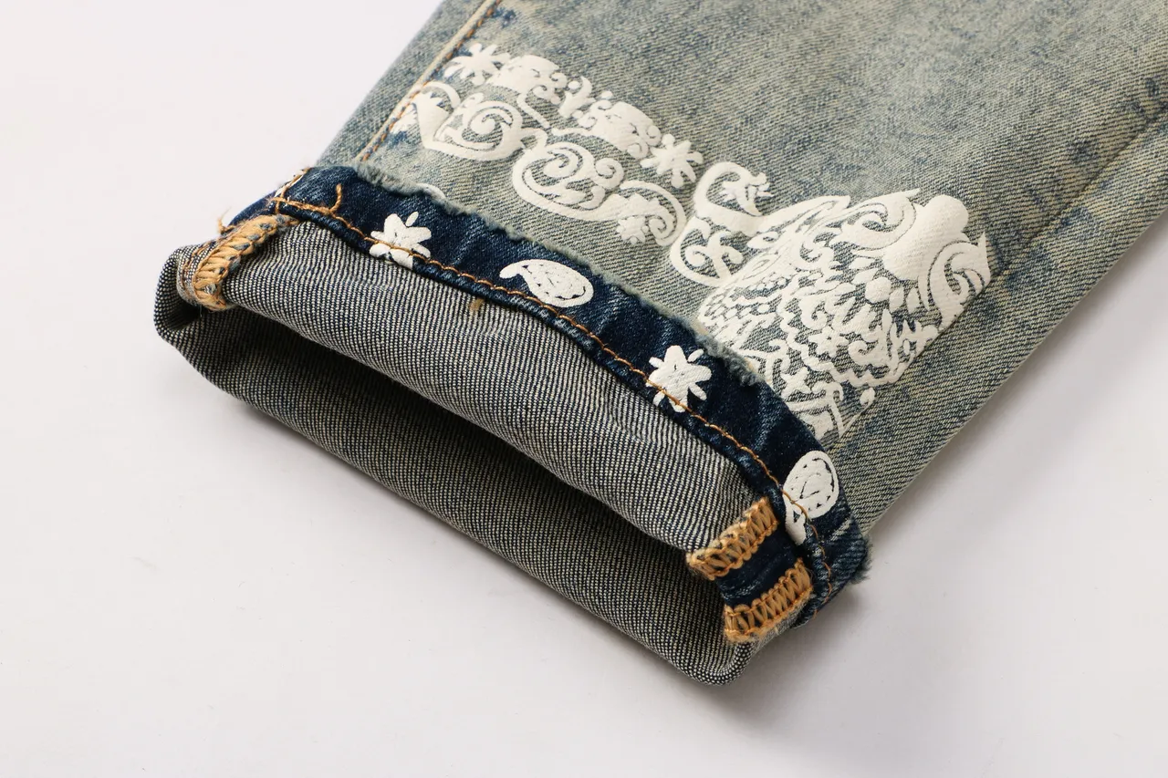 Amiri Bandana-Print Distressed-Effect Jeans 18