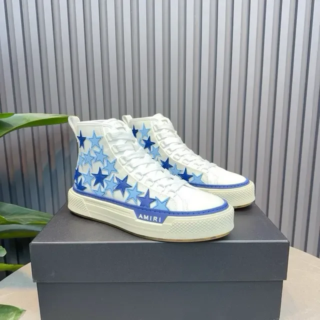 Amiri Skel Top High Chaussures Lifestyle Blanc et Bleu Étoiles Broderies 5