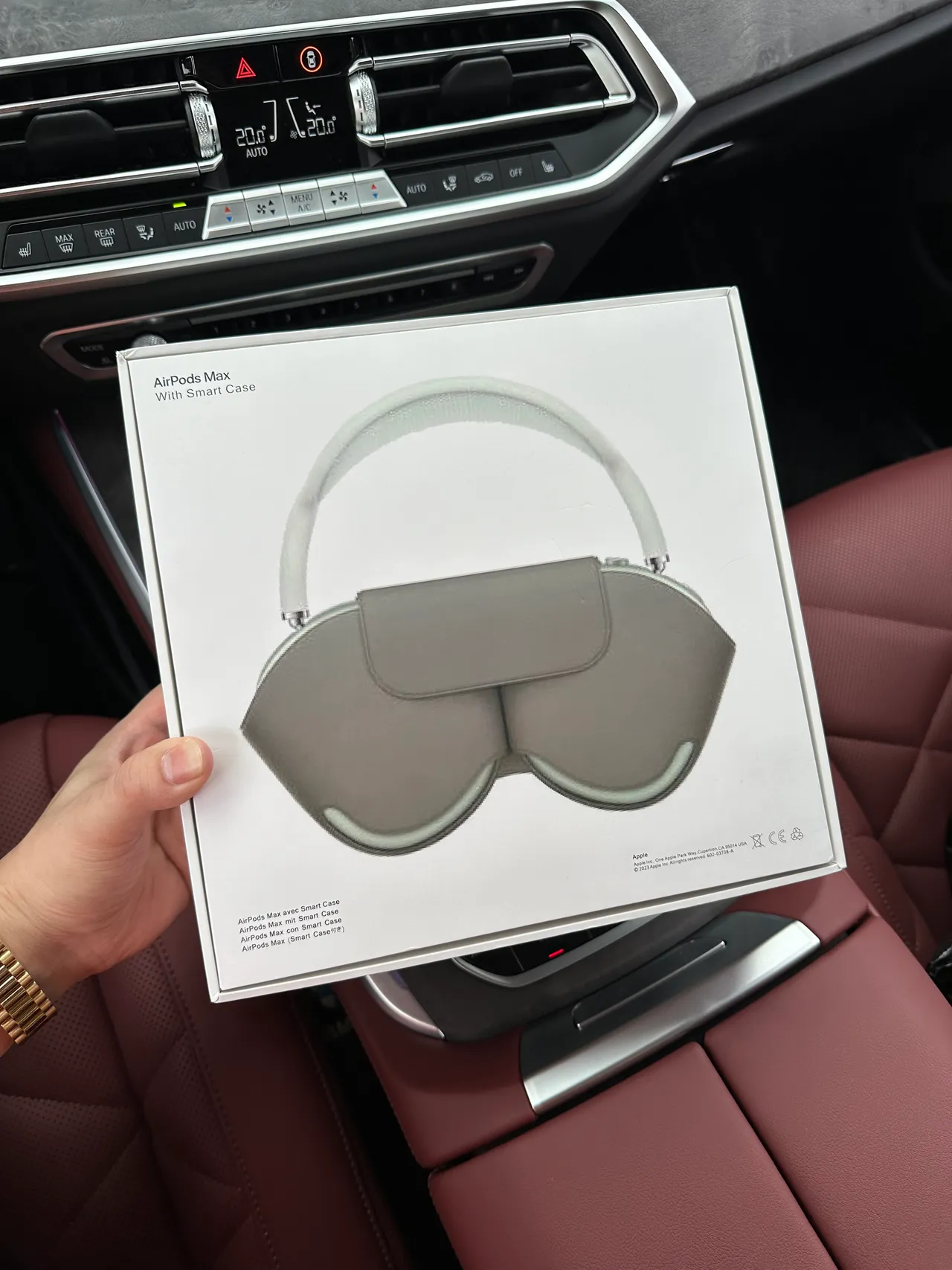 Apple AirPods Max Sage Green Over-ear Headphones 16
