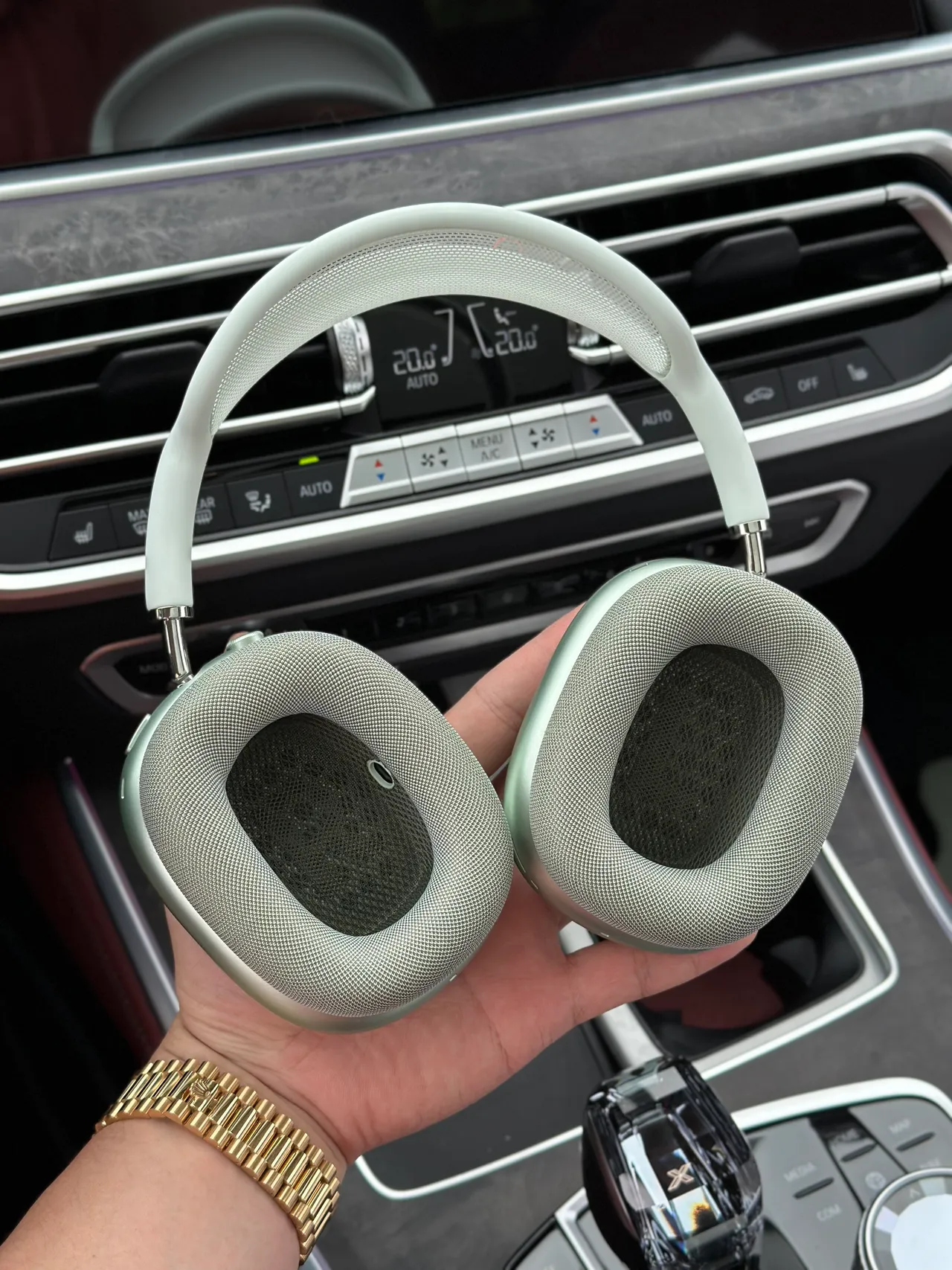 Apple AirPods Max Sage Green Over-ear Headphones 18