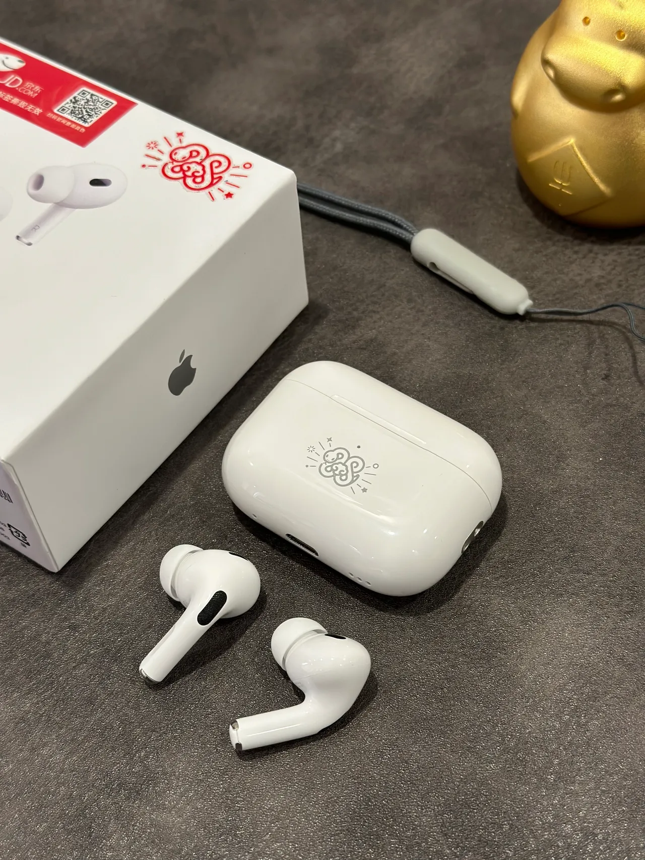 Apple AirPods Pro White Short-Stem Silicone-Tipped TWS Earbuds 2