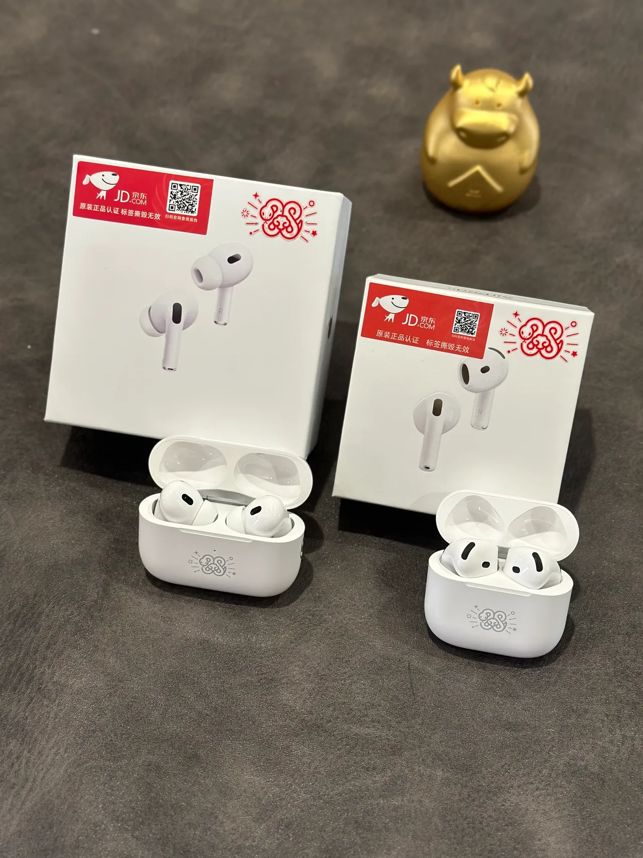 Apple AirPods Pro White Short-Stem Silicone-Tipped TWS Earbuds 8