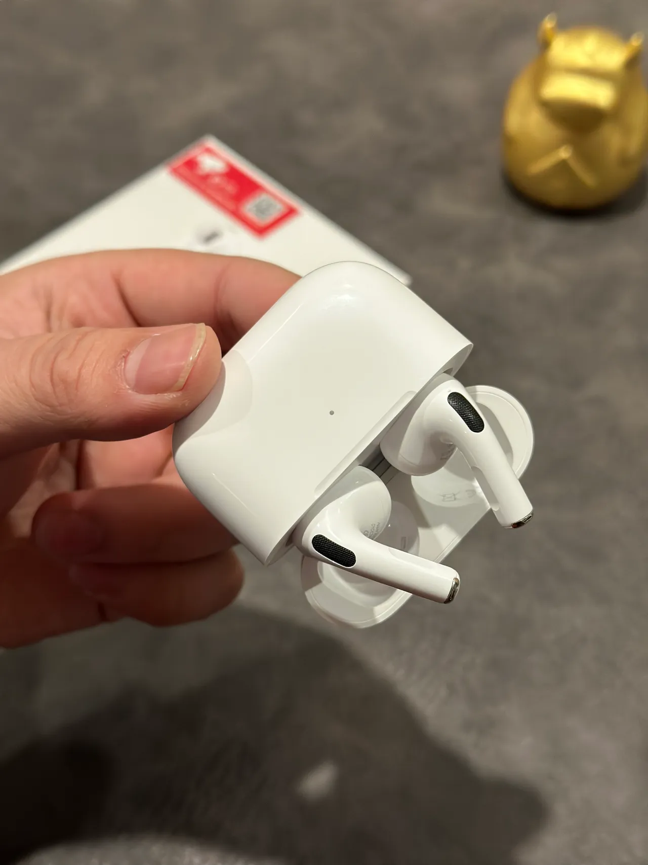 Apple AirPods White Black Stem-Style Compact TWS Earbuds 3