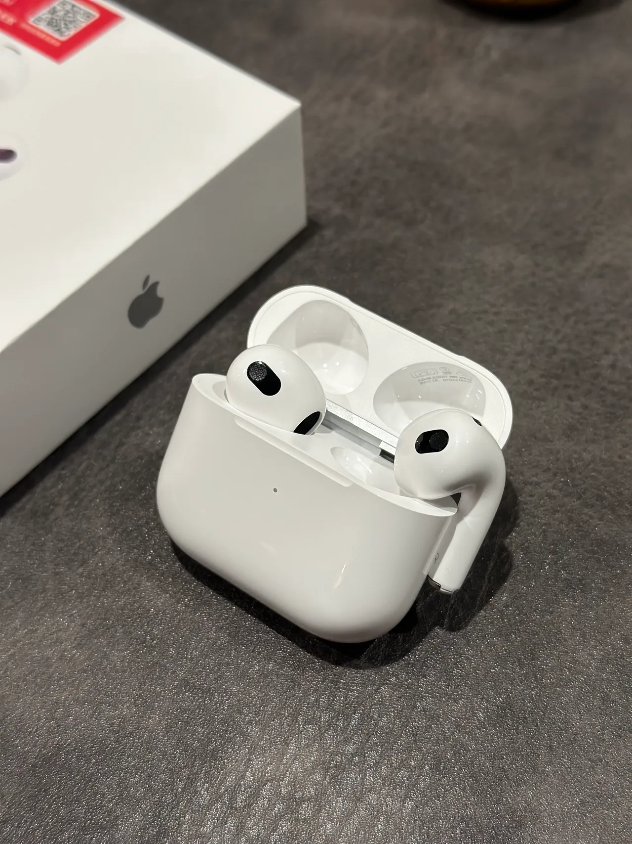 Apple AirPods White Black Stem-Style Compact TWS Earbuds 4