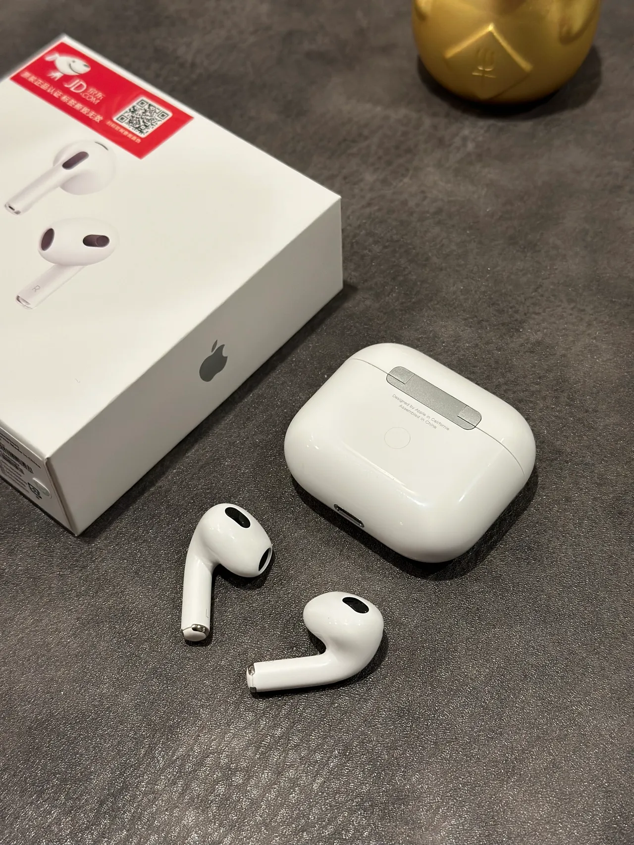 Apple AirPods White Black Stem-Style Compact TWS Earbuds 6