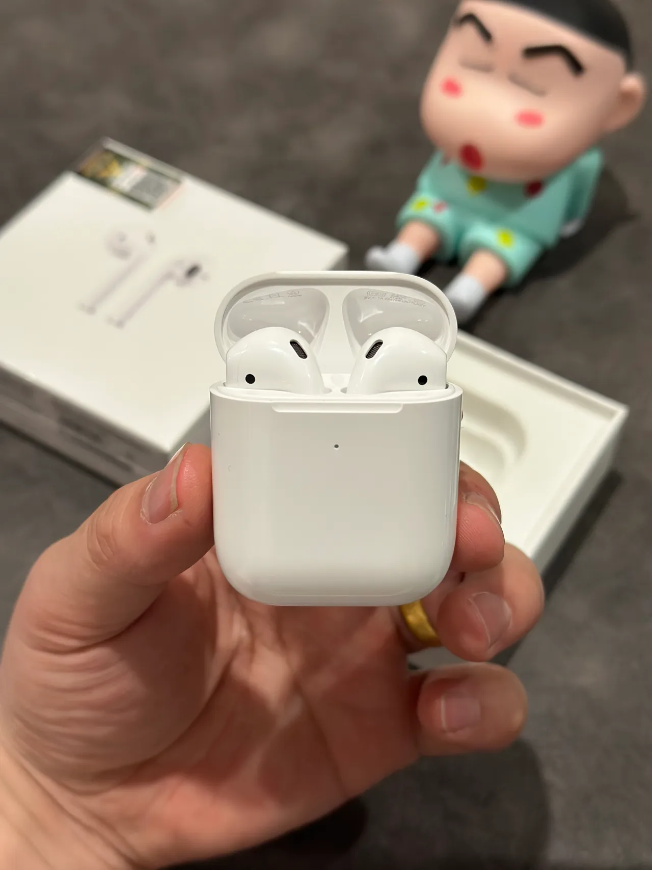 Apple AirPods White Stem-Style Matte Finish TWS Earbuds 8