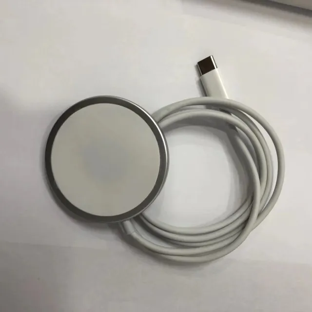 Apple MagSafe White Silver Circular Disc Magnetic Ring Charger 13