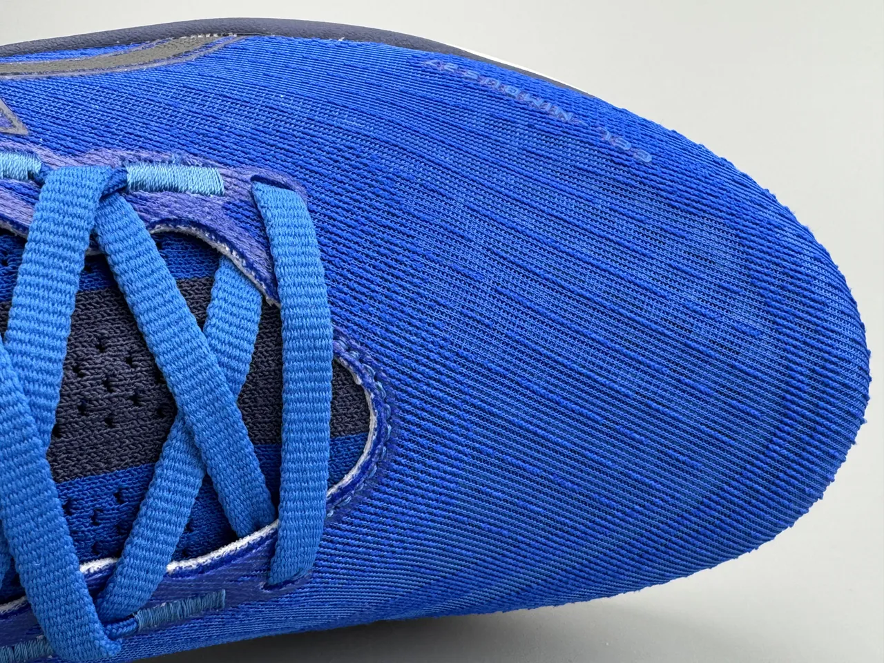 ASICS Blue White Engineered Knit Upper Rockered Midsole Running Shoes 2