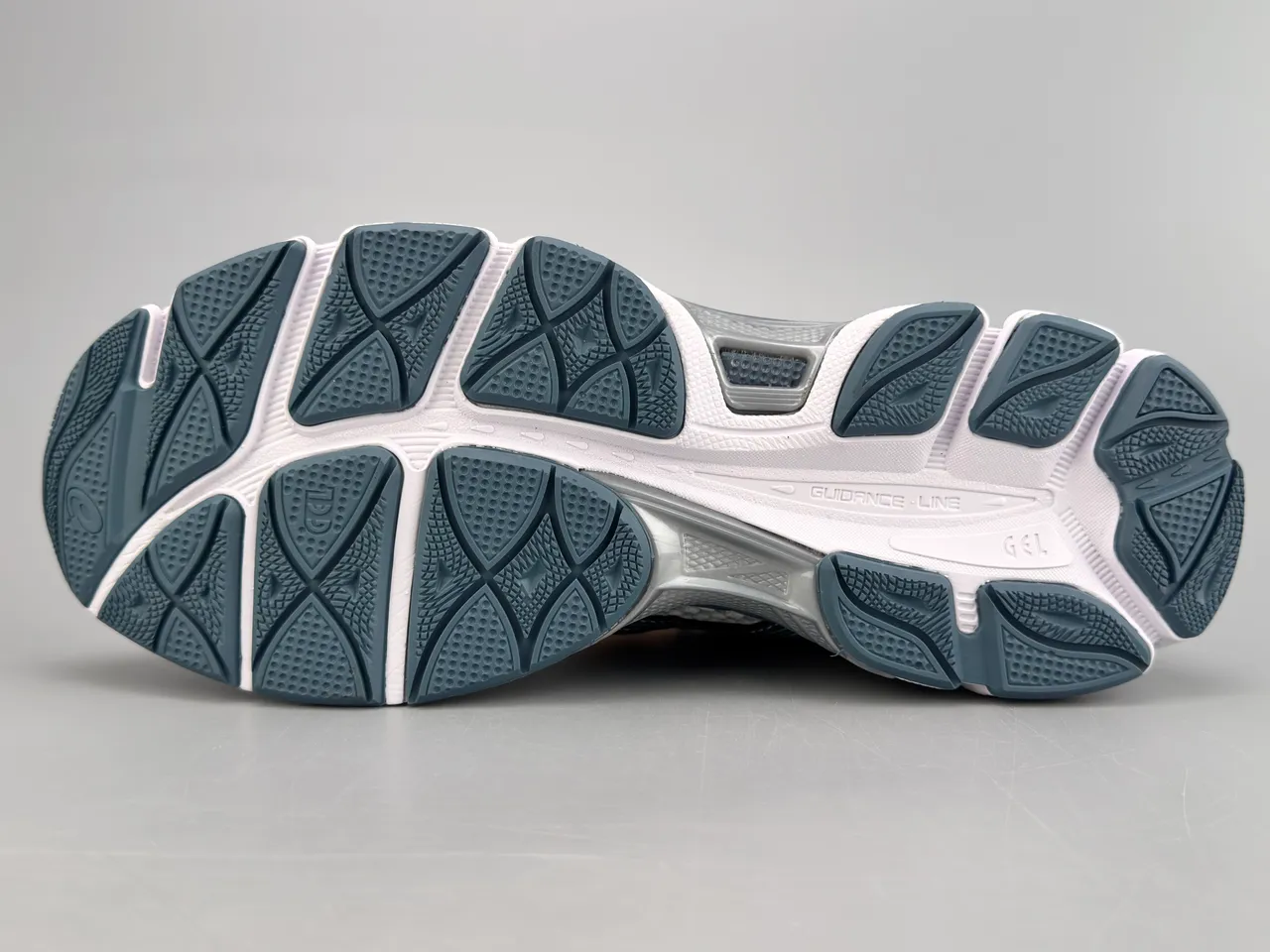 ASICS Gel-Cumulus 16 White Silver Green Zapatillas de correr 6