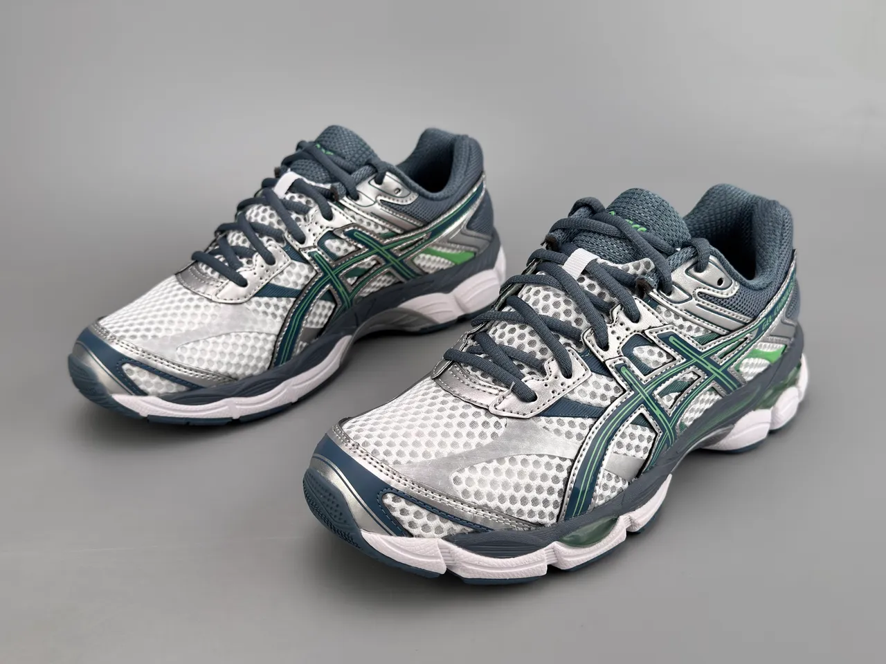 ASICS Gel-Cumulus 16 White Silver Green Zapatillas de correr 7