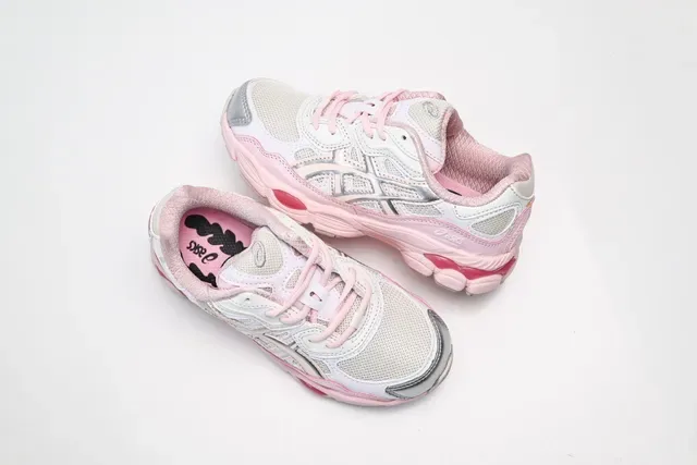 ASICS Gel-Kayano 14 beige vert olive chaussures lifestyle 3