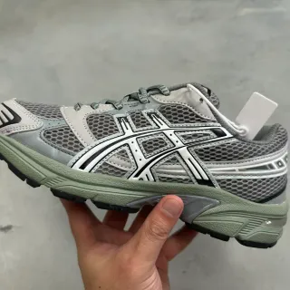 ASICS Gray Green Engineered Mesh Upper Silver Tiger Stripe Overlay Running Shoes