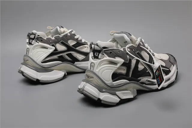 ASICS Runner Grey/White/Black Running Shoes 3
