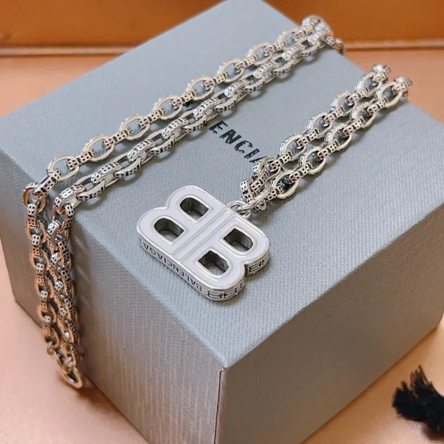 Balenciaga B Chain Prata Branco Corrente Grossa Enamel Preenchido Colar Pendente 4