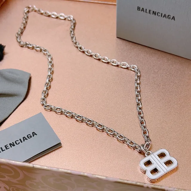 Balenciaga B Chain Prata Branco Corrente Grossa Enamel Preenchido Colar Pendente 9
