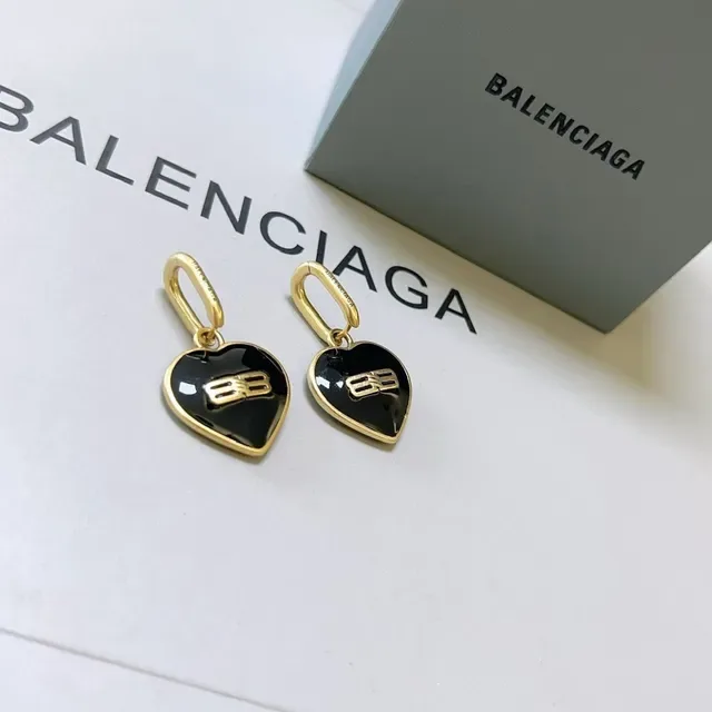 Balenciaga BB Logo Coração Brincos de Esmalte 3