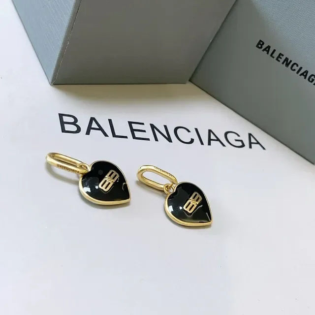 Balenciaga BB Logo Coração Brincos de Esmalte 6