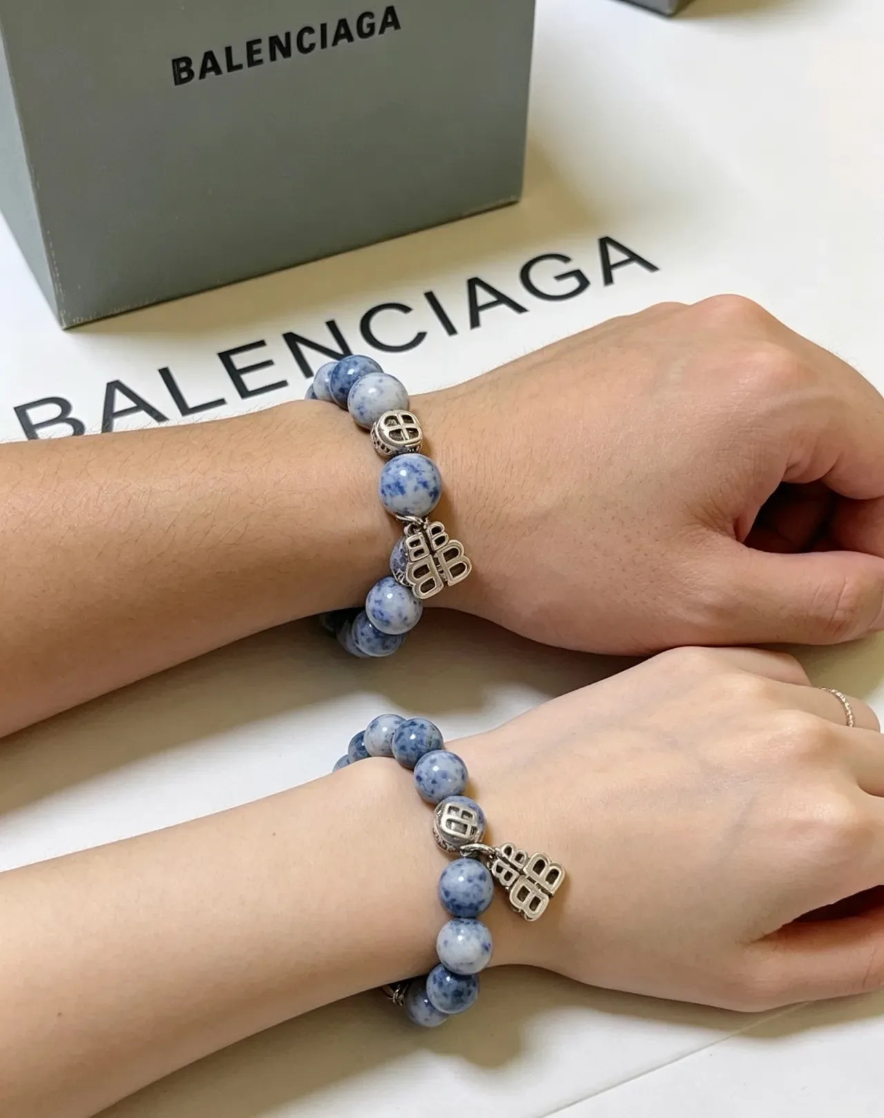 Balenciaga BB Motif Azul Prata Com Miçangas Pedra Mármore Pulseira 3