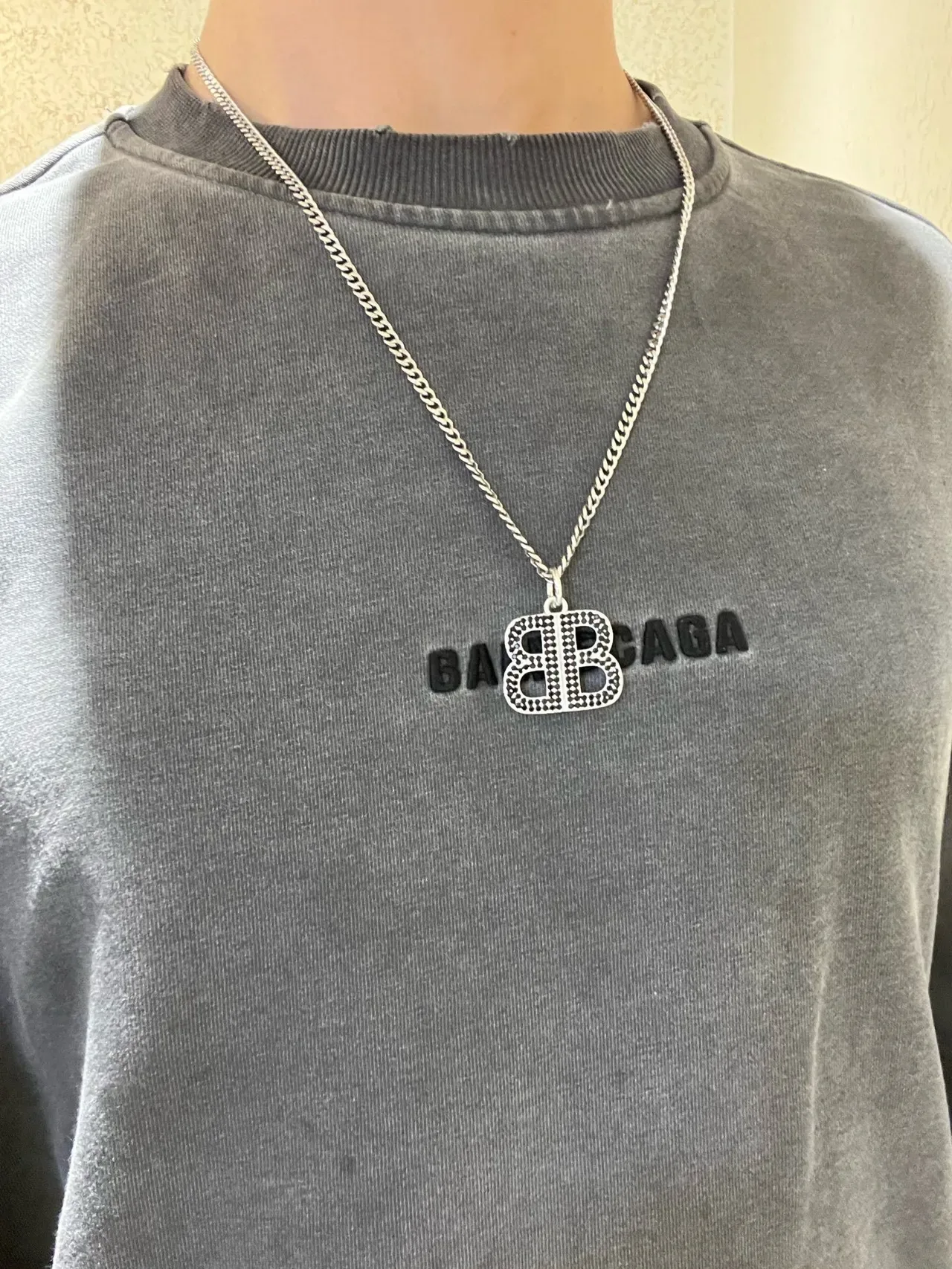 Balenciaga BB Pavé Double-B Colar com pingente 8