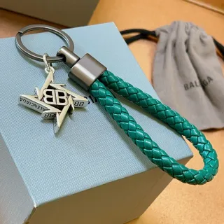 Balenciaga BB Star أزرق-أخضر جلد مضفر حلقة مفاتيح سوار