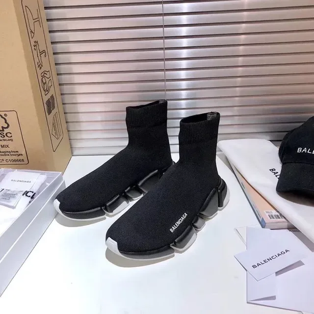 Balenciaga noir blanc Sock-Fit Knit Upper Sculpted Multi-Part Sole Lifestyle Sneakers 5