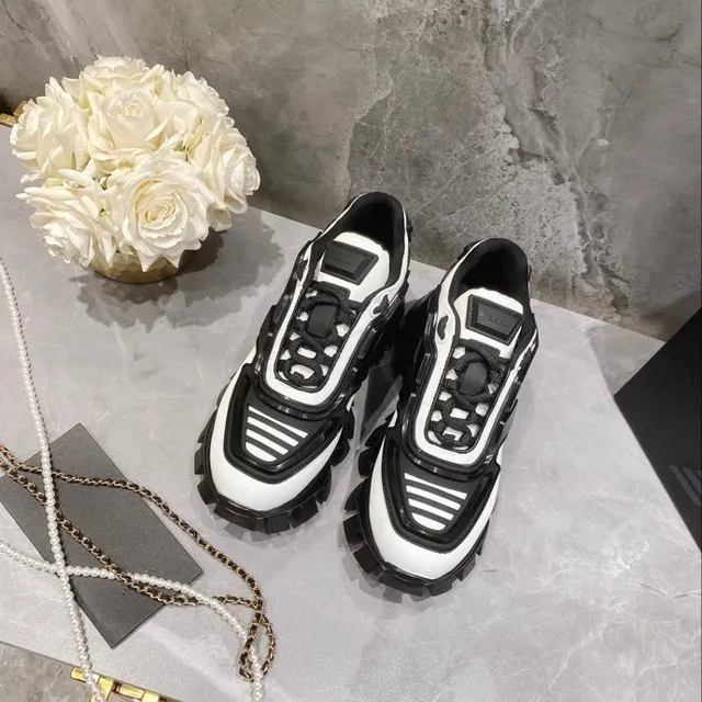 Balenciaga قاعدة سوداء بيضاء بانيلات غير متناظرة حذاء رياضي سميك 6