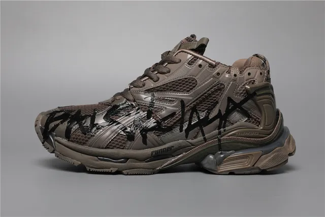 Balenciaga Sneakers Marron Noir Silhouette Maille Et Overlays Synthétiques Chunky 9
