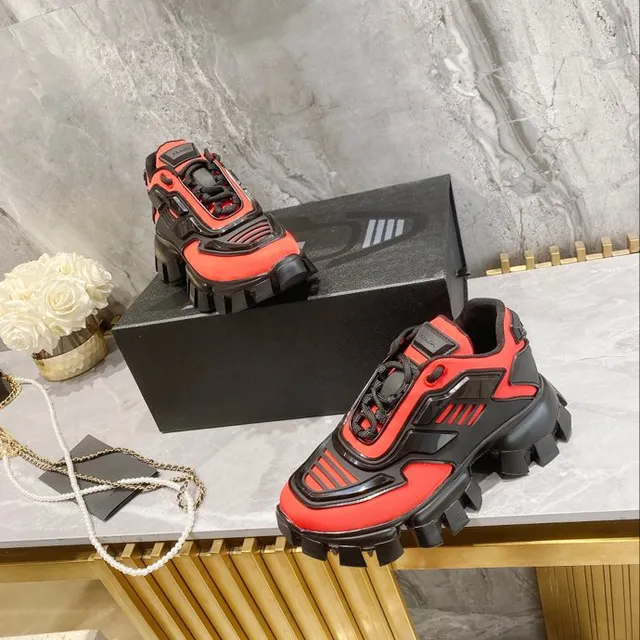 Balenciaga Defender أسود وأحمر حذاء رياضي سميك 5