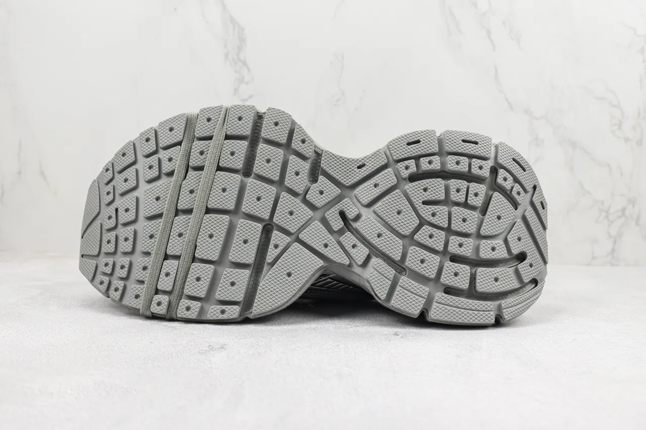 Balenciaga Defender Monocromático Gris Zapatillas Chunky 8