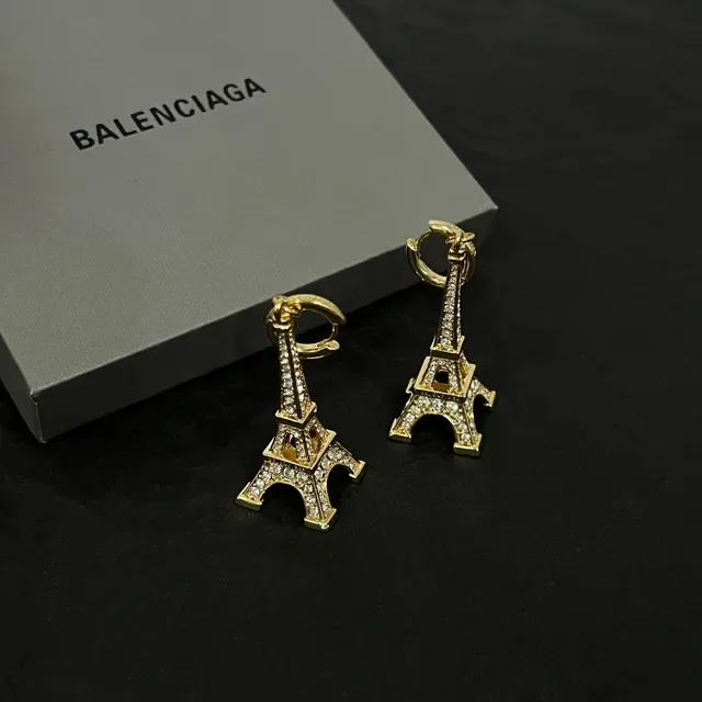 Balenciaga أقراط إيفل تور بارفيه كريستال لون ذهبي 4