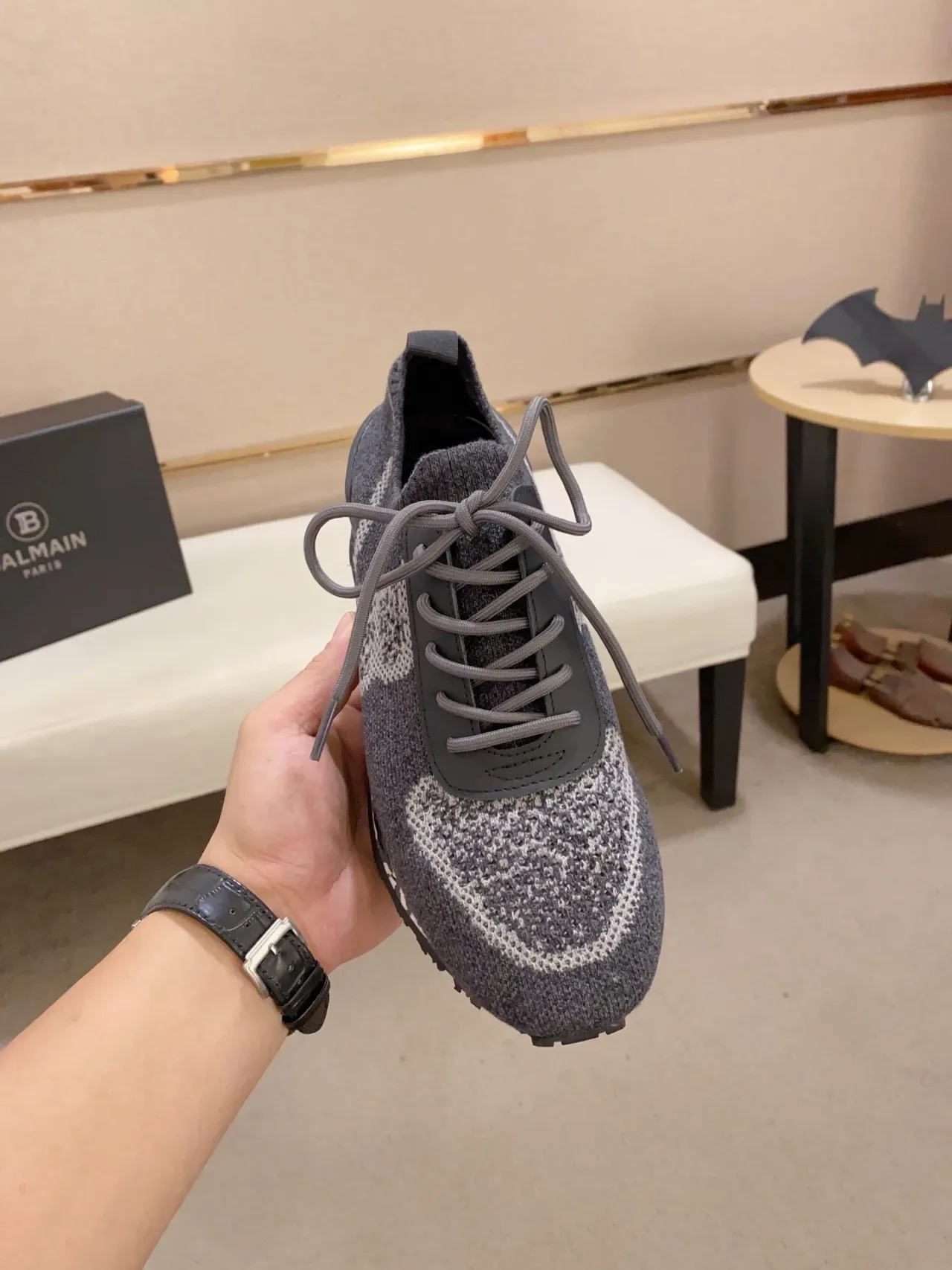 Balenciaga Gray White Knit Upper Sculpted Wave Midsole Lifestyle Sneakers 5