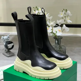 Balenciaga Le Cagole Black and Cream Ankle Boots