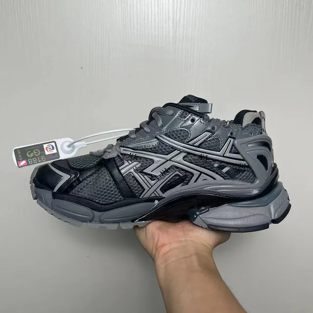 Balenciaga Runner Tênis Chunky Cinza e Preto 3