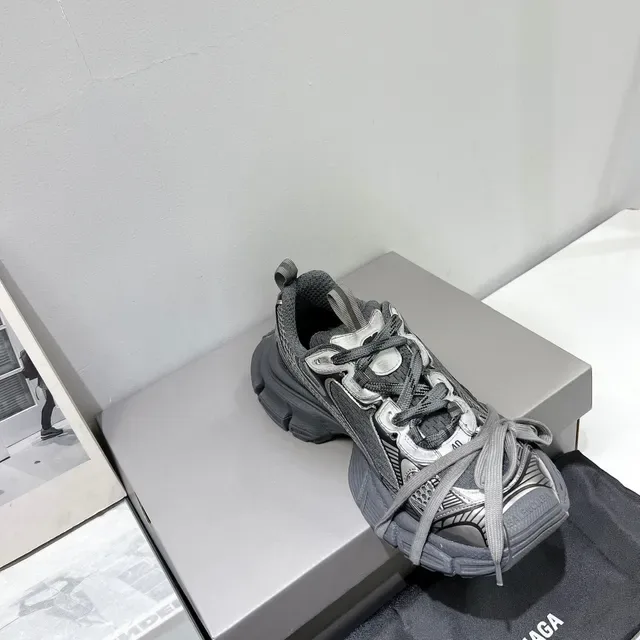 Balenciaga Runner Tênis Cinza Metálico Chunky 6