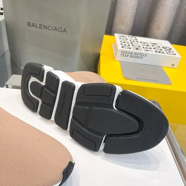 Balenciaga Speed Trainer Beige White Black Lifestyle Sneakers 2