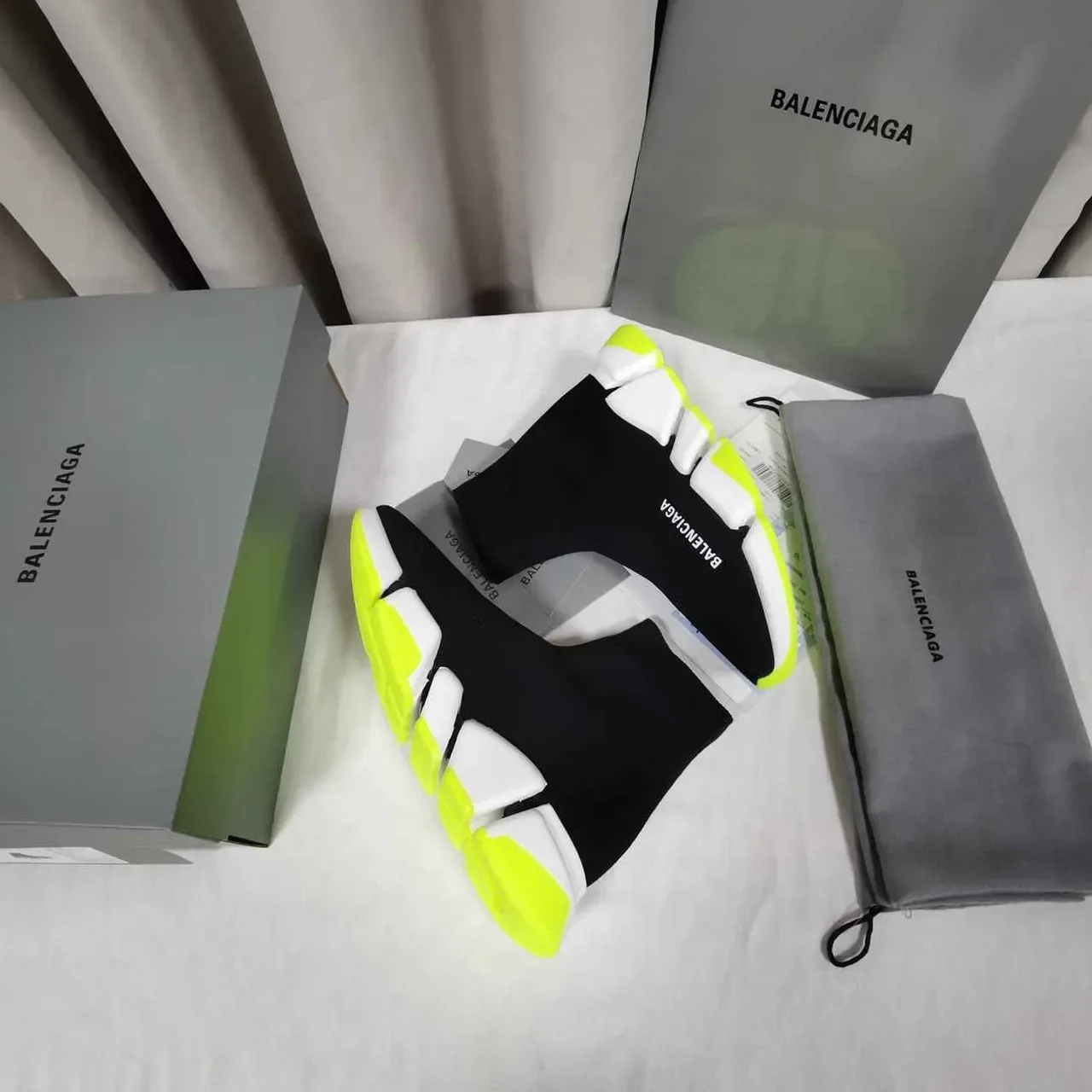 Balenciaga Speedcat Noir Jaune Chaussure à Collet de Chaussette Upper Tricoté Semelle Bloc Segmentée Lifestyle Sneakers 8