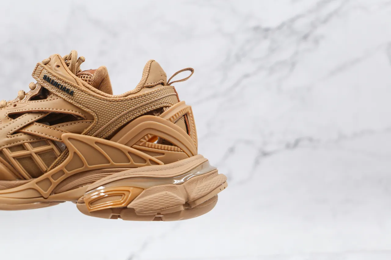 Balenciaga Track Trainer Monotone Tan baskets chunky 4