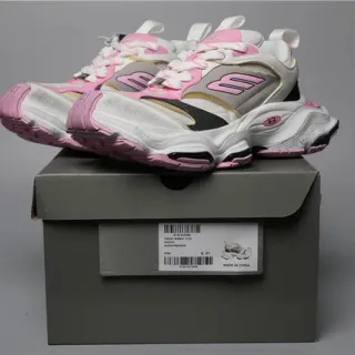 Balenciaga Track Trainer أحذية رياضية وردي أبيض كثيفة