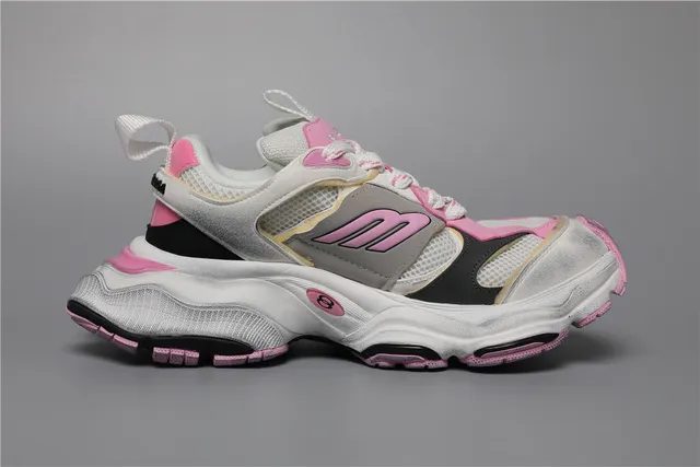Balenciaga Track Trainer tênis chunky rosa e branco 8