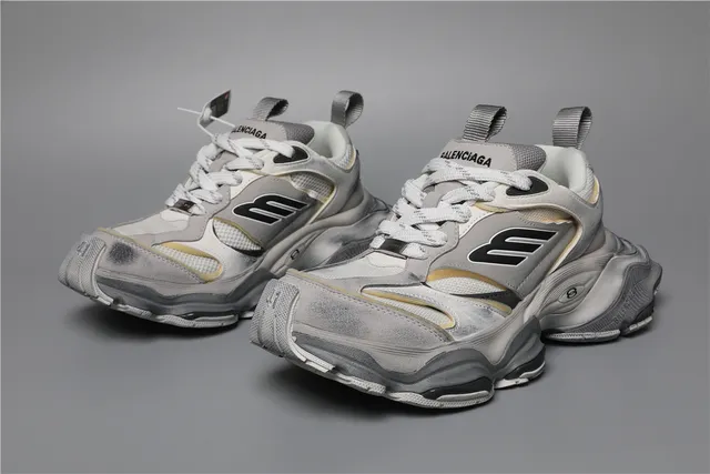 Balenciaga Track Trainer tênis brancos, cinza, bege, chunky 5