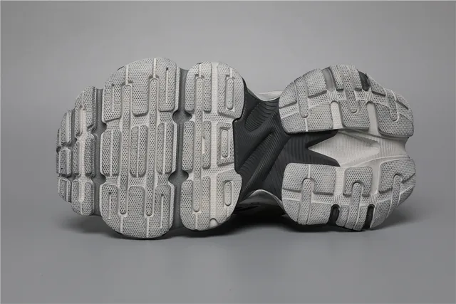 Balenciaga Track Trainer tênis brancos, cinza, bege, chunky 6
