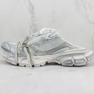 Balenciaga Track Trainer أحذية رياضية سميكة بيضاء فضية لامعة