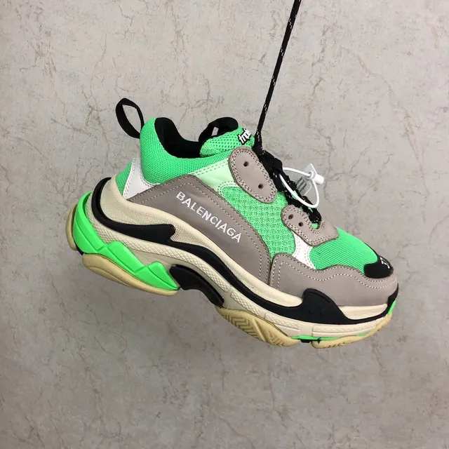 Balenciaga Triple S Chaussures Chunky en Vert Néon, Beige et Noir 5