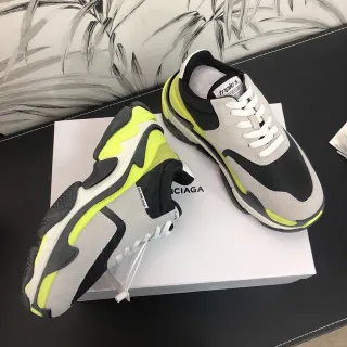 Balenciaga Triple S نيون أصفر رمادي أسود ثخين حذاء رياضي