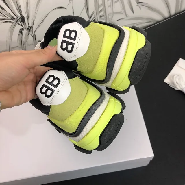 Balenciaga Triple S نيون أصفر رمادي أسود ثخين حذاء رياضي 4