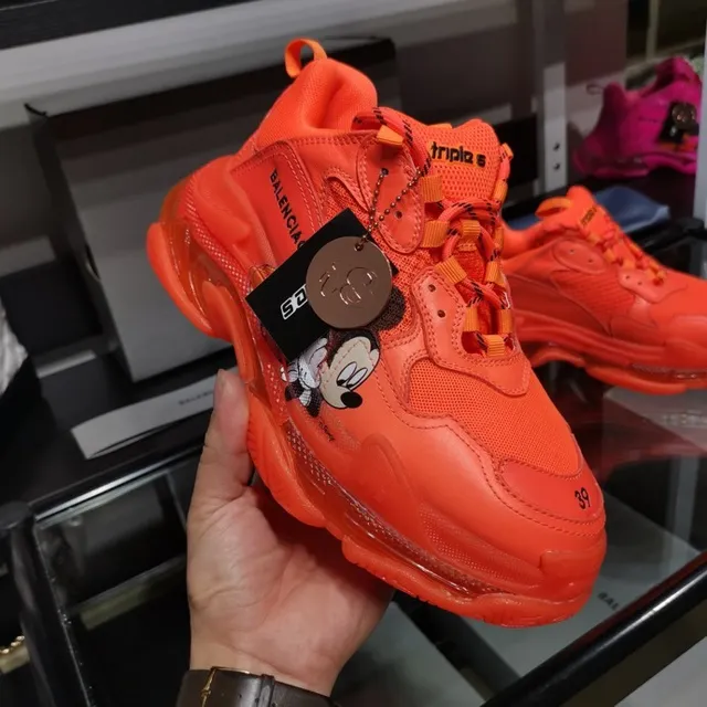 Balenciaga Triple S baskets chunky orange transparent silhouette oversized semelle multicouche 5