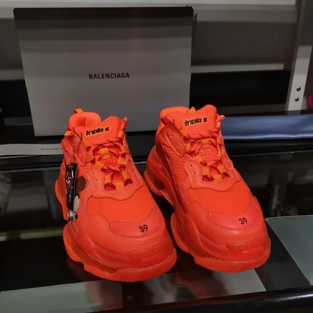 Balenciaga Triple S baskets chunky orange transparent silhouette oversized semelle multicouche 9