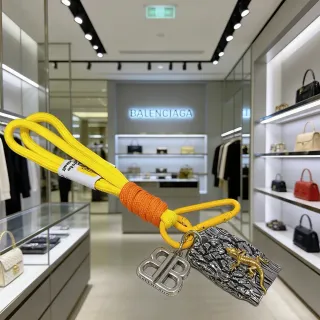 Balenciaga أصفر برتقالي مربوط بحبل مزدوج تعويذة مجوهرات