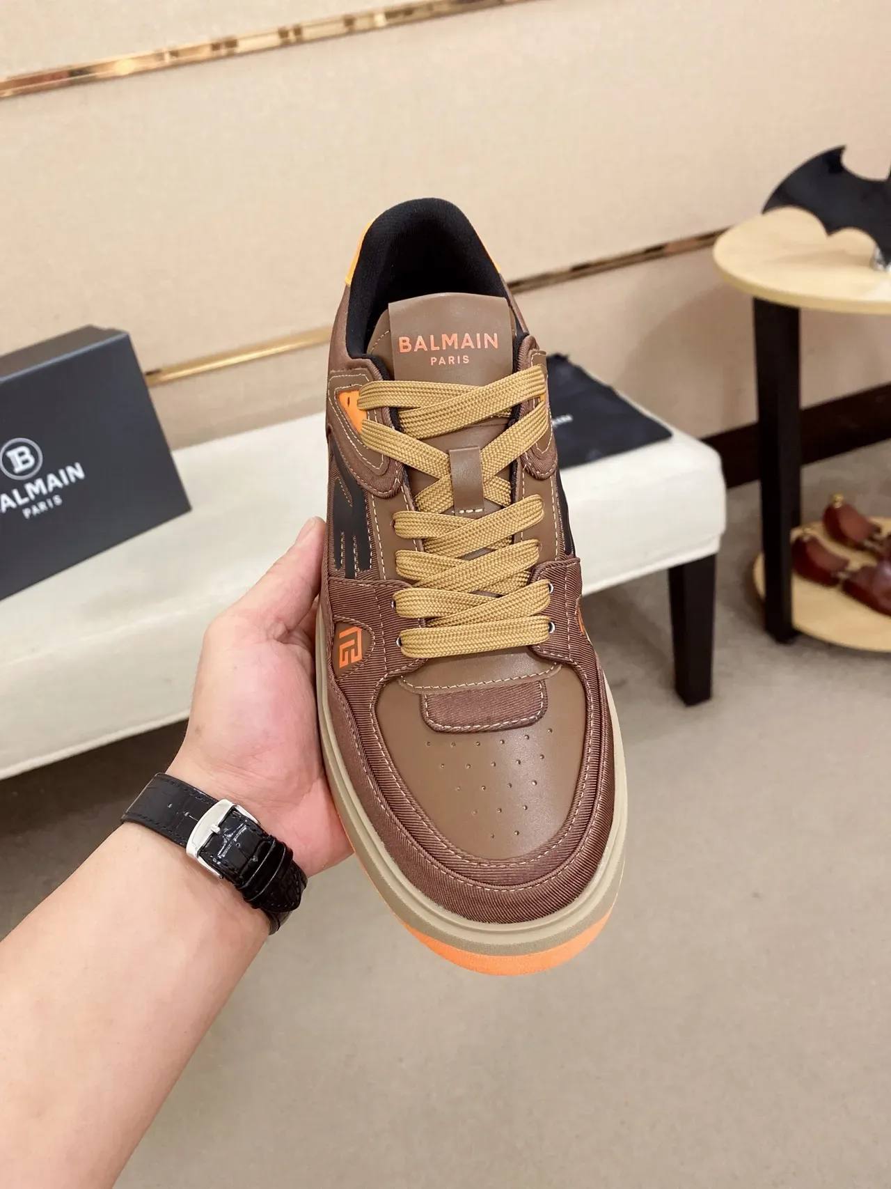 Balmain B-Court Sneakers Lifestyle Marron et Orange 5