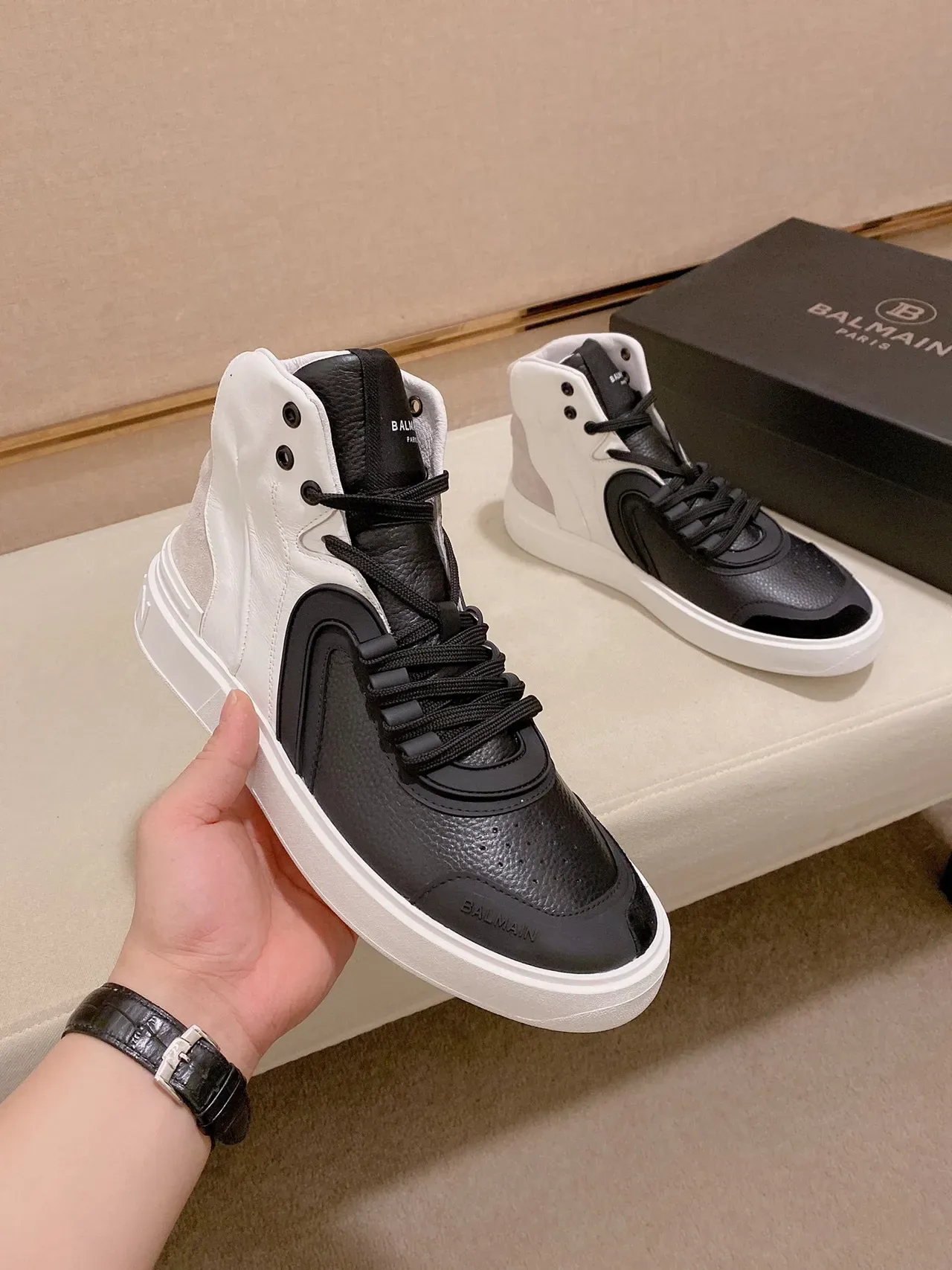 Balmain Tênis Lifestyle Preto Branco High-Top Two-Tone 6